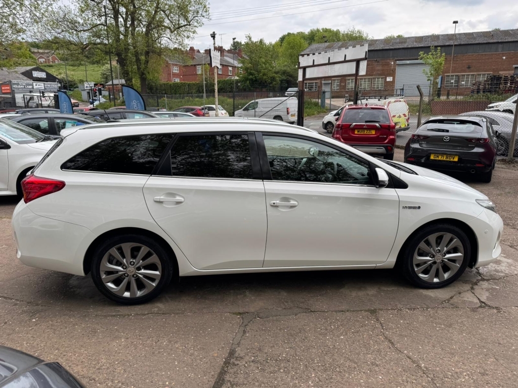 Toyota Auris 1.8 Vvt-i Excel White #5