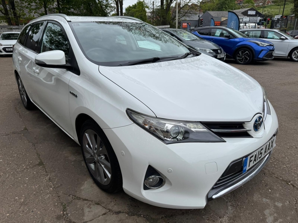 Toyota Auris 1.8 Vvt-i Excel White #3