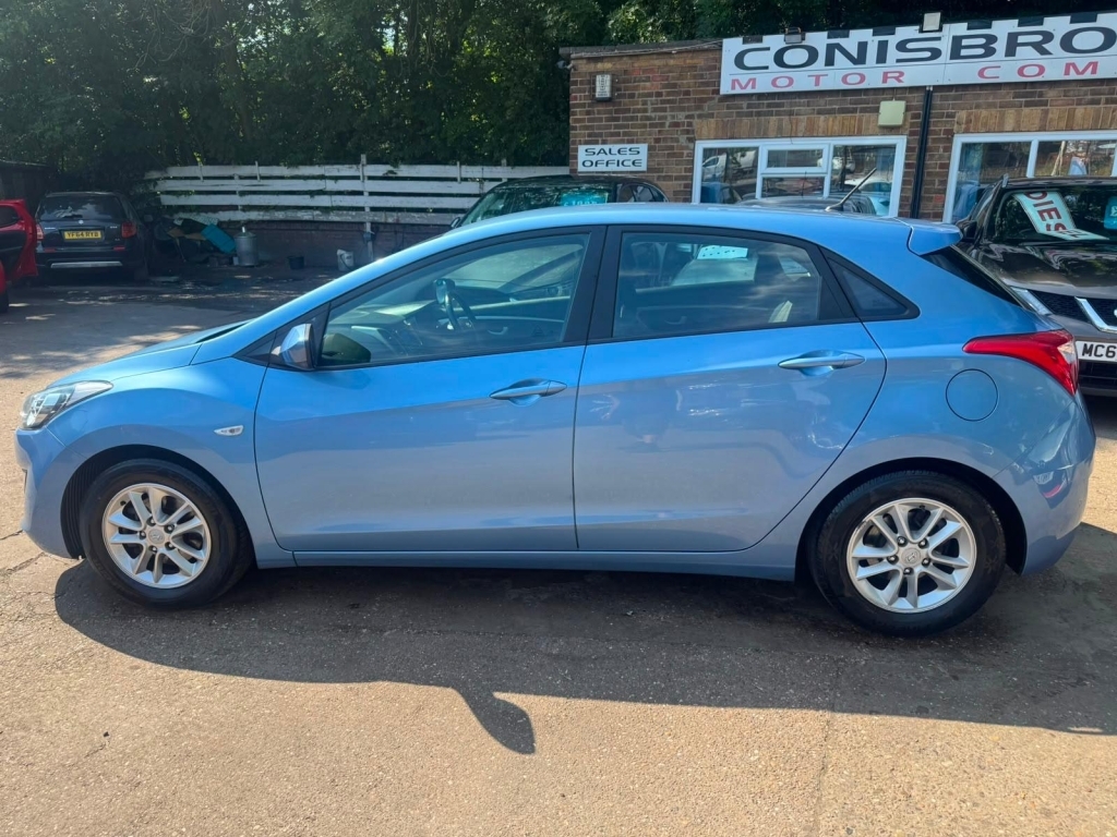 Hyundai I30 Crdi Active Blue Drive Grey #15