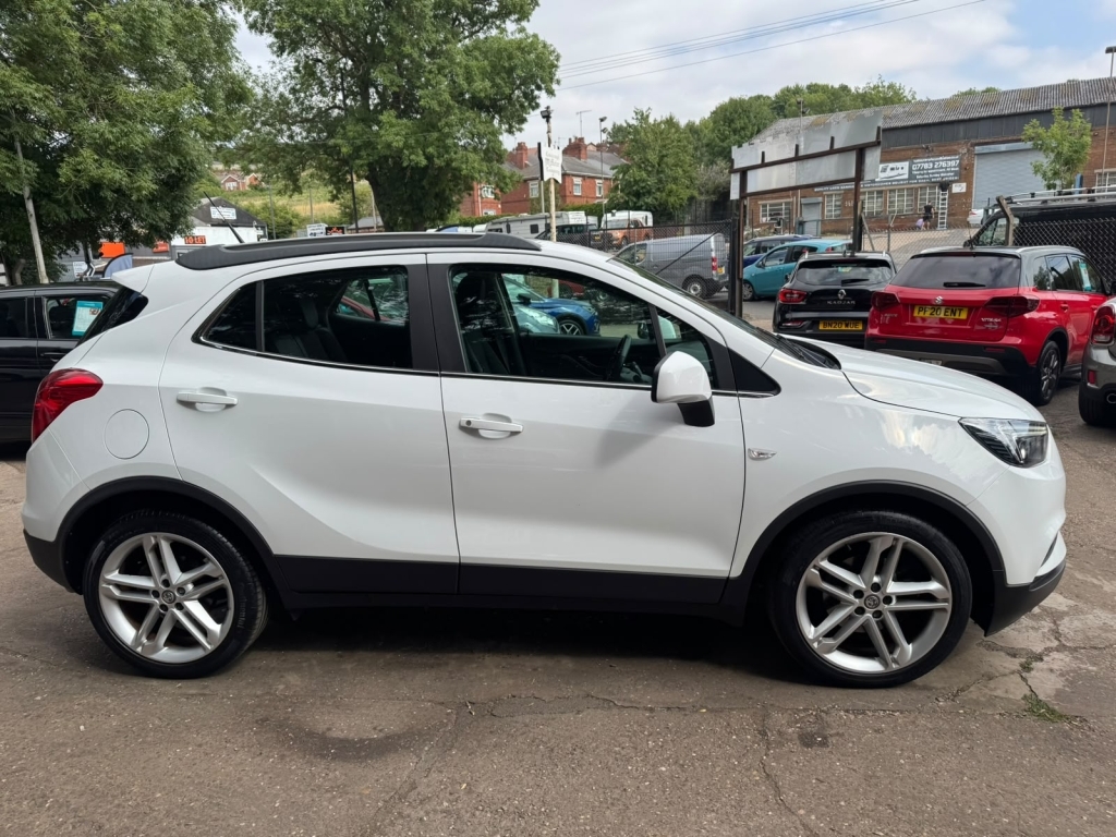 Vauxhall Mokka X Hatchback 1.4 Griffin Plus Ecotec MW19BBE White #5