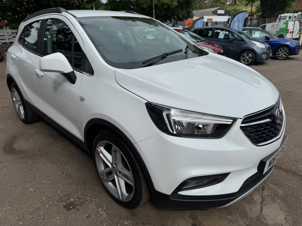 Vauxhall Mokka X Hatchback 1.4 Griffin Plus Ecotec MW19BBE White #3