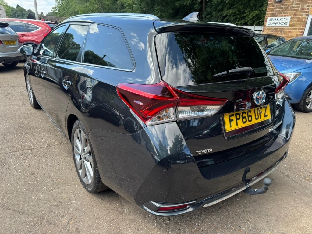 Toyota Auris Excel Grey #16