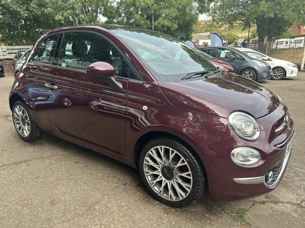 Fiat 500 Hatchback 1.2 Star Red