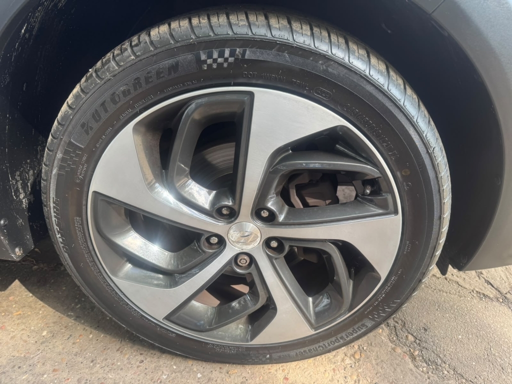Hyundai Tucson Estate 2.0 Crdi Premium Se Blue Drive Black #4
