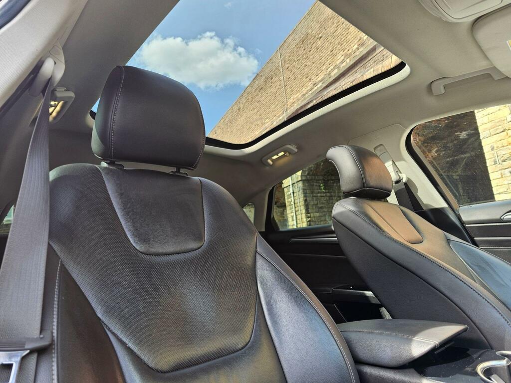 Ford Mondeo 2.0 Tdci Titanium Powershift Euro 6 Ss SH66KCX Grey #2