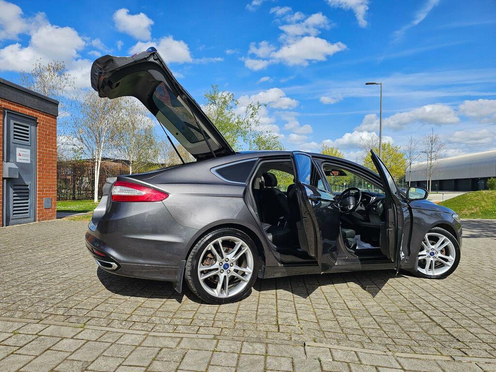 Ford Mondeo 2.0 Tdci Titanium Powershift Euro 6 Ss SH66KCX Grey #4