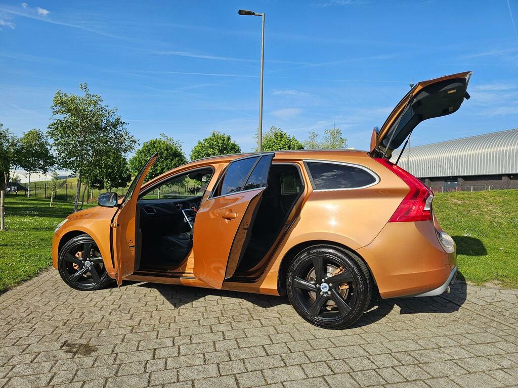 Volvo V60 2.0 D3 R-design Lux Nav Geartronic Euro 5 Ss Brown #3