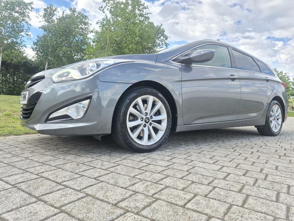 Hyundai I40 1.7 Crdi Blue Drive Style Estate Red #34