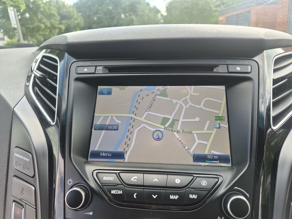 Hyundai I40 1.7 Crdi Blue Drive Style Estate Red #24