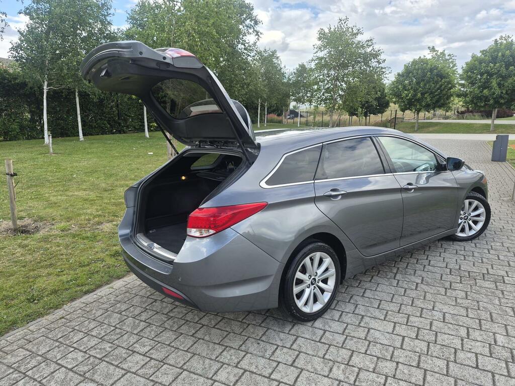Hyundai I40 1.7 Crdi Style Euro 5 Silver #2