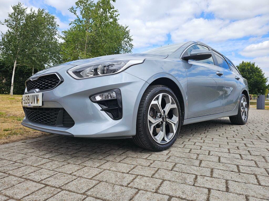 Kia Ceed 1.6 Crdi 3 Sportswagon Dct Euro 6 Ss LE19UVV Silver #6