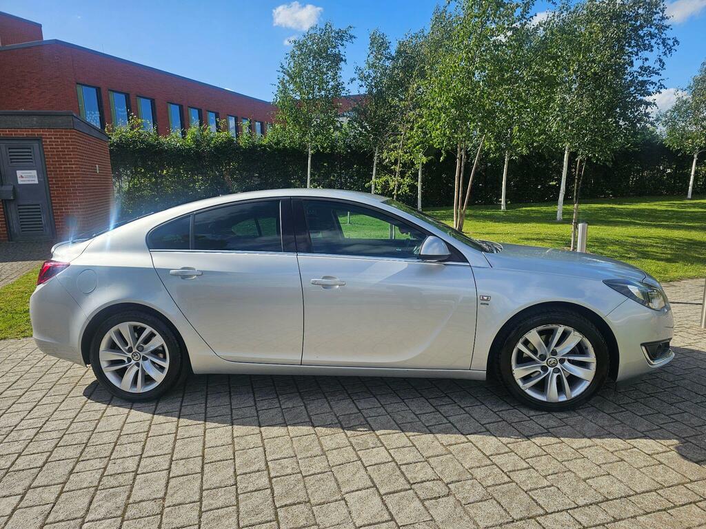 Vauxhall Insignia 2.0 Cdti Ecoflex Sri Nav Sports Tourer Black #13