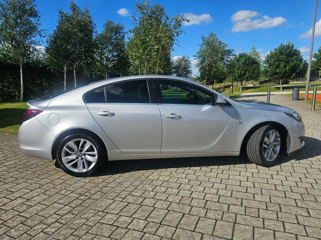 Vauxhall Insignia 2.0 Cdti Ecoflex Sri Nav Sports Tourer Black #12