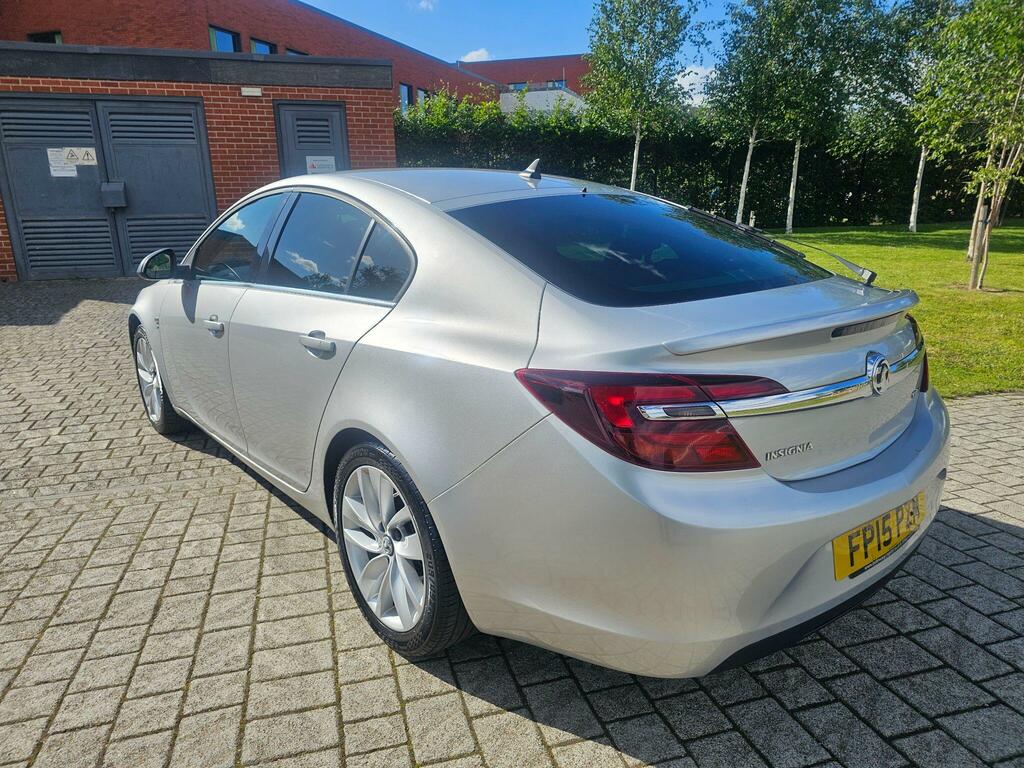 Vauxhall Insignia 2.0 Cdti Ecoflex Sri Nav Sports Tourer Black #14