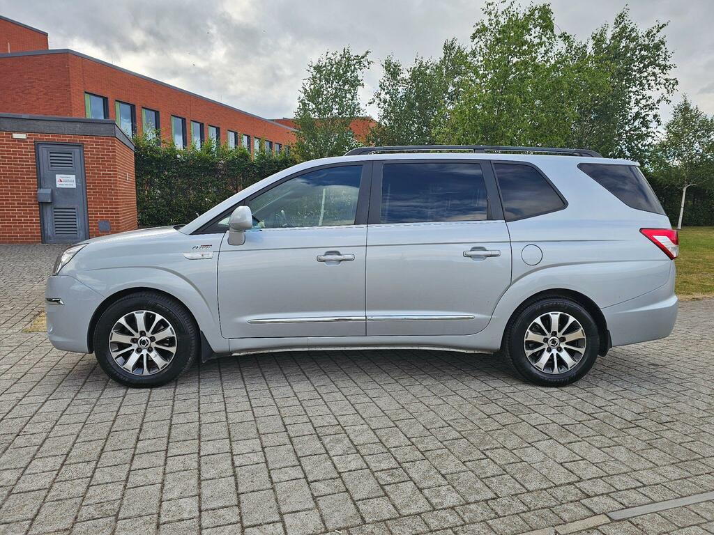 SsangYong Turismo 2.2D Se Euro 6 Silver #29
