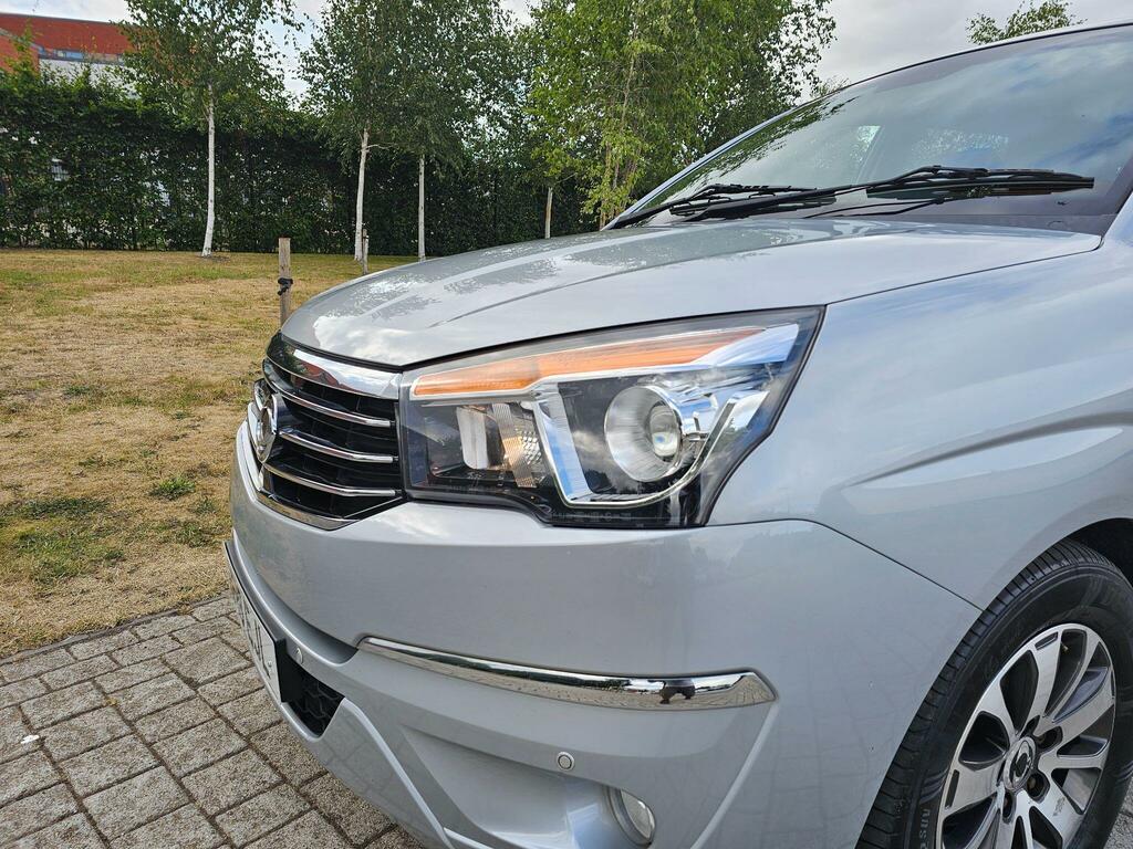 SsangYong Turismo 2.2D Se Euro 6 Silver #33