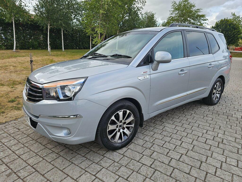 SsangYong Turismo 2.2D Se Euro 6 Silver #32