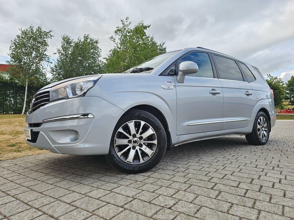 SsangYong Turismo 2.2D Se Euro 6 Silver #25