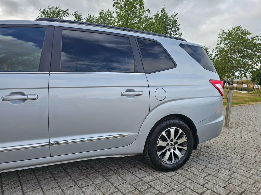 SsangYong Turismo 2.2D Se Euro 6 Silver #31