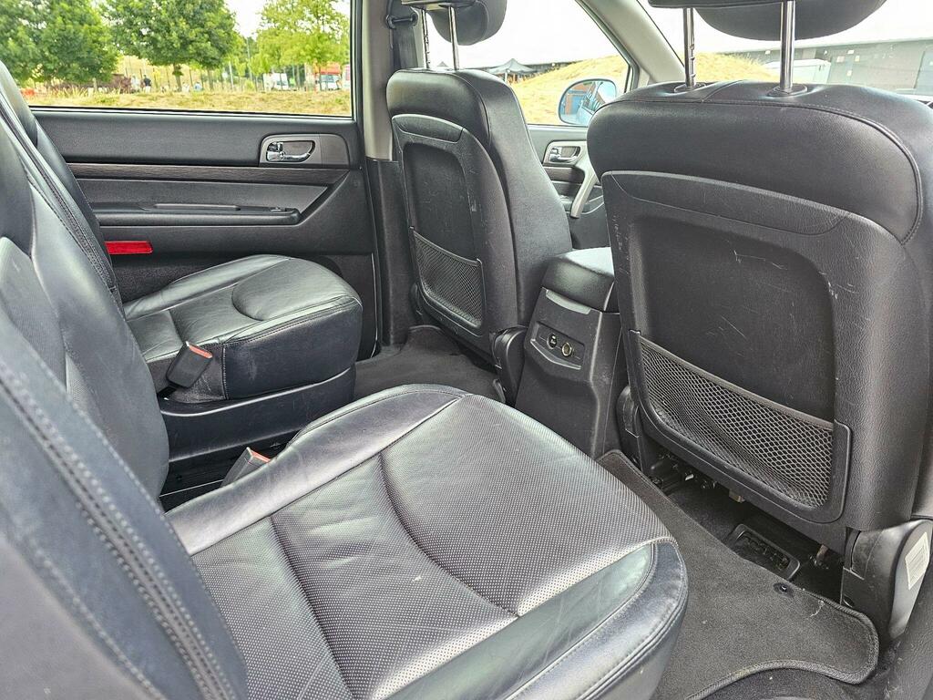 SsangYong Turismo 2.2D Se Euro 6 Silver #22