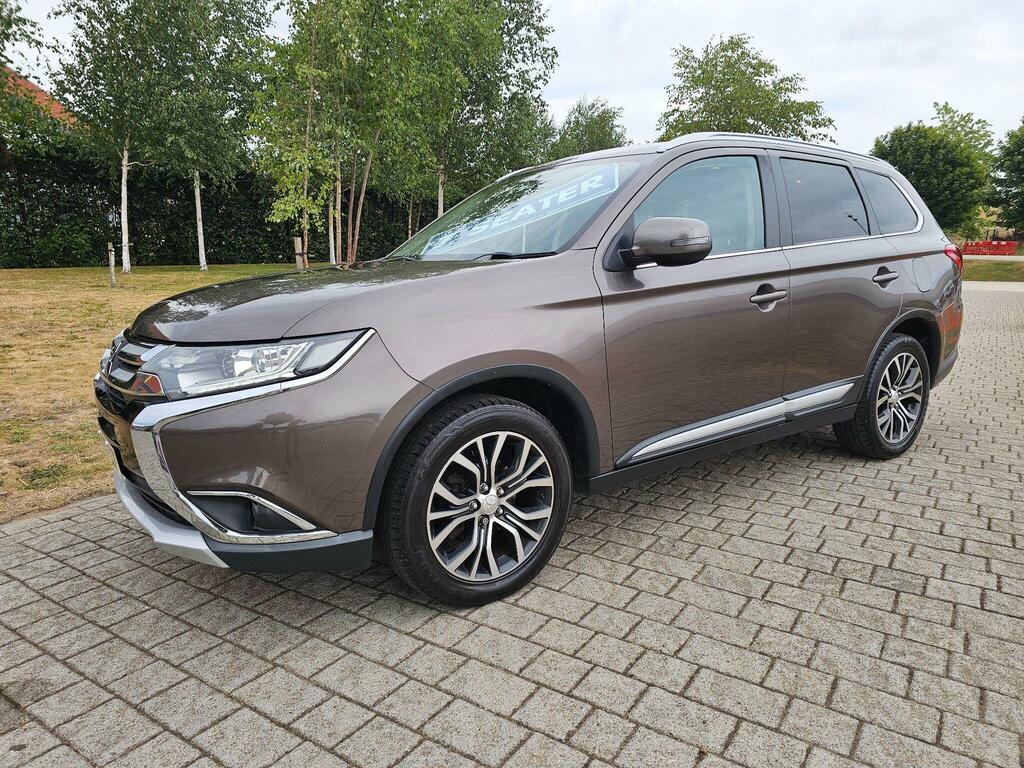 Mitsubishi Outlander Suv 2.0H 12Kwh 5Hs Cvt 4Wd Euro 6 Ss White #19