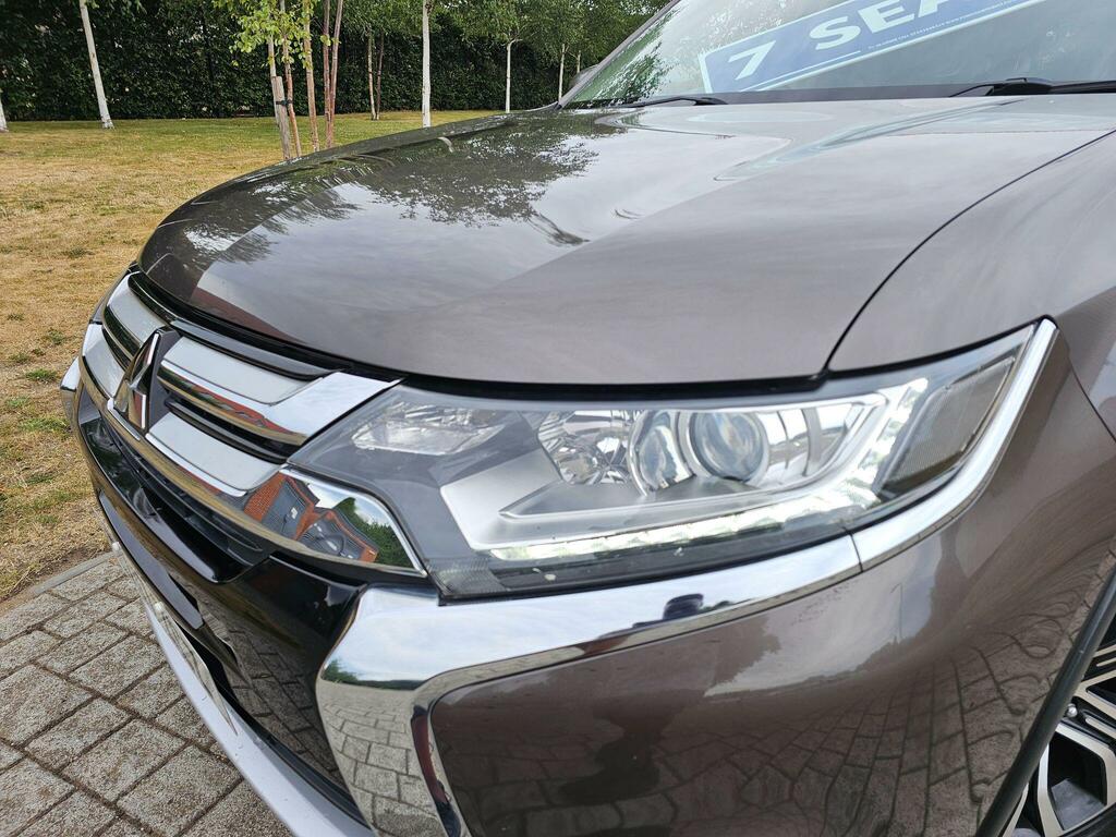Mitsubishi Outlander Suv 2.0H 12Kwh 5Hs Cvt 4Wd Euro 6 Ss White #22