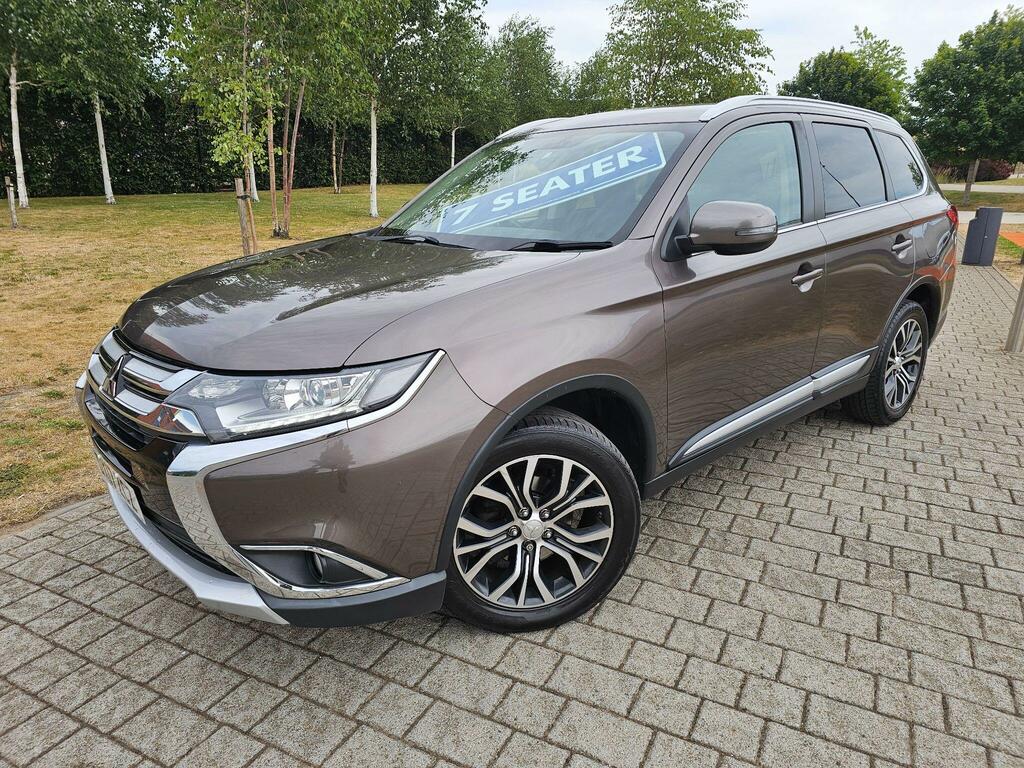 Mitsubishi Outlander Suv 2.0H 12Kwh 5Hs Cvt 4Wd Euro 6 Ss White #23