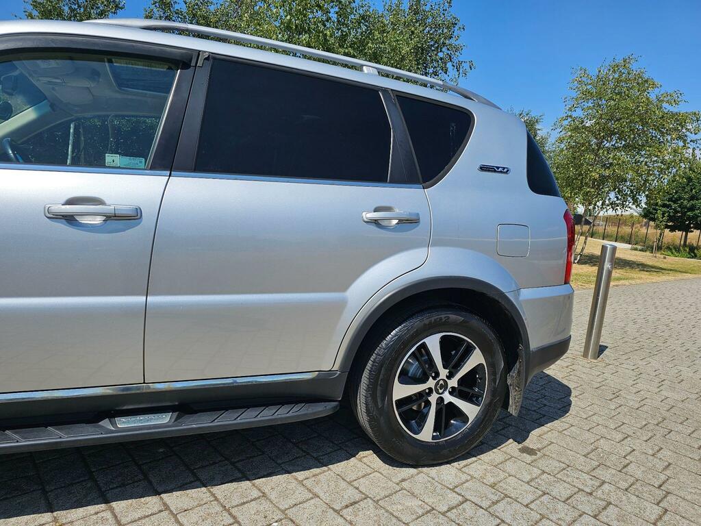 SsangYong Rexton Black #35