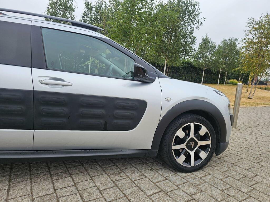 Citroen C4 Cactus  Red #8