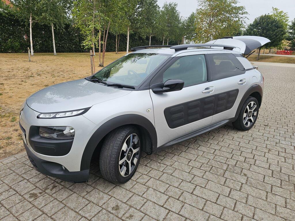 Citroen C4 Cactus  Red #22