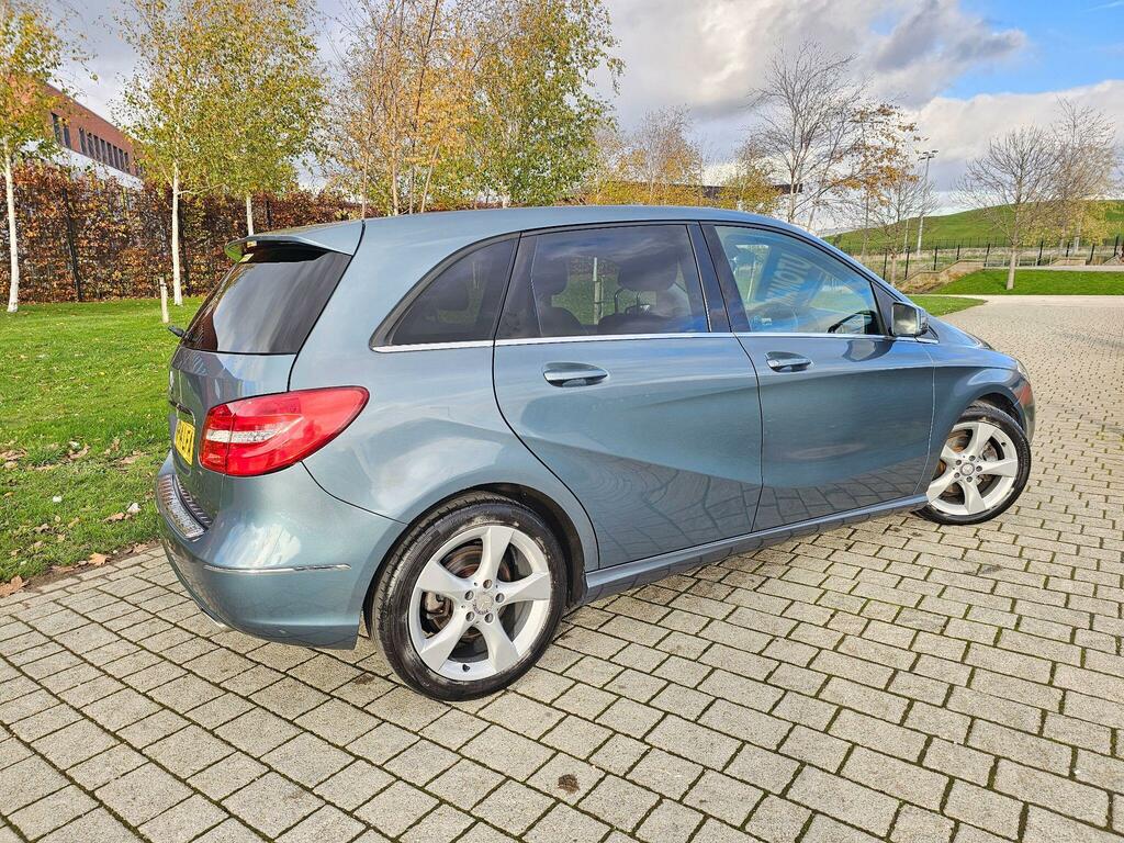 Mercedes-Benz B Class B180 Se Cdi Blueefficiency Black #10