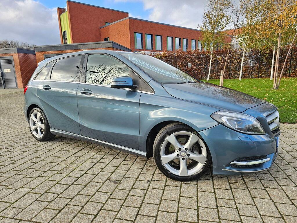 Mercedes-Benz B Class B180 Se Cdi Blueefficiency Black #8