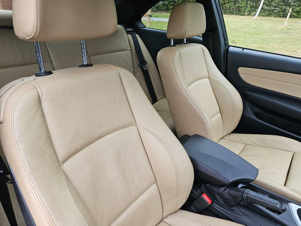 BMW 1 Series 116D Se Blue #19