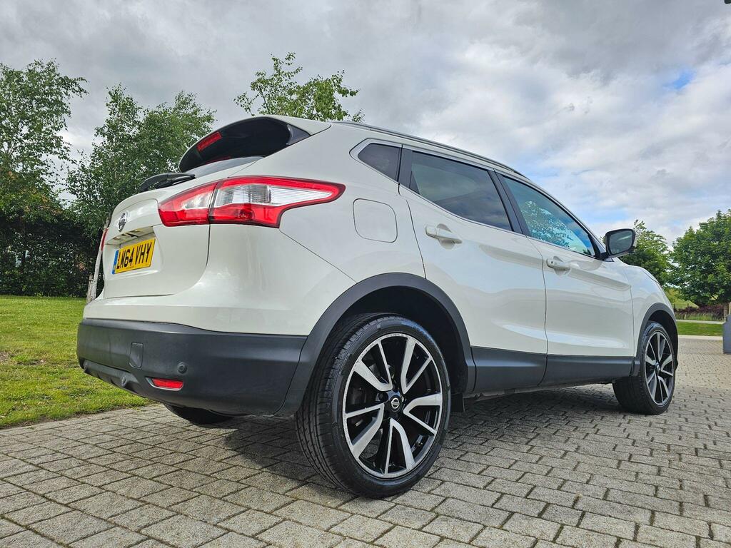 Nissan Qashqai 1.6 Dci Tekna Xtron 2Wd Euro 5 Ss White #3