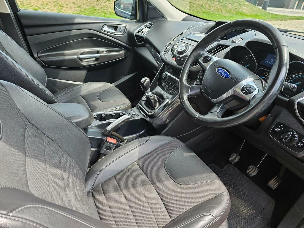 Ford Kuga 2.0 Tdci Titanium Awd Euro 5 Black #25