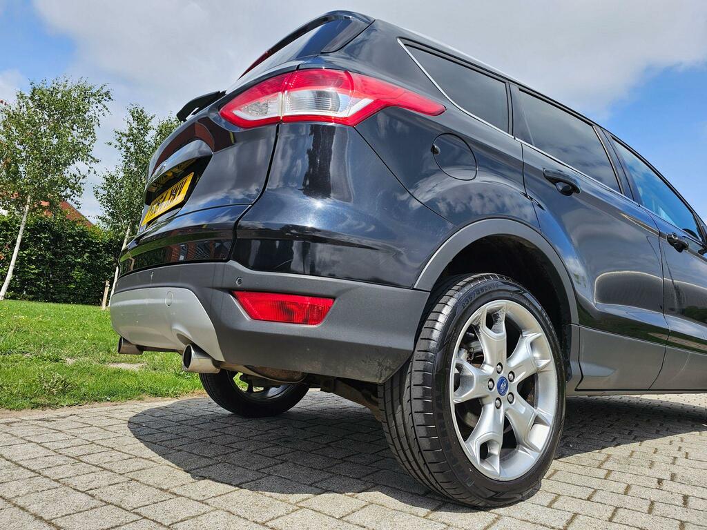 Ford Kuga 2.0 Tdci Titanium Awd Euro 5 Black #3