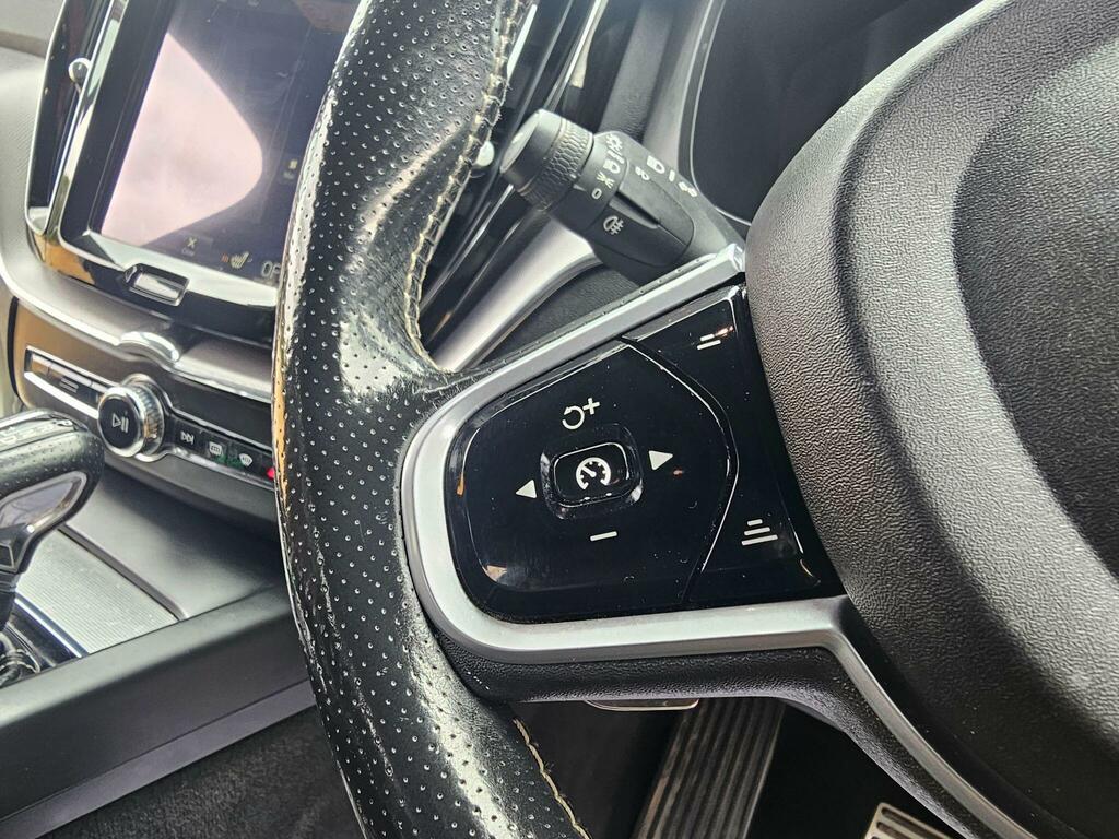 Volvo XC60 Xc60 R-design Lux Nav D5 Awd Grey #34