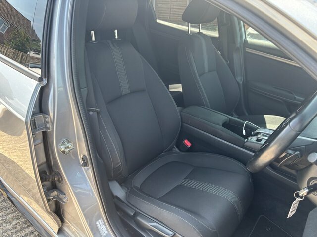Honda Civic 1.5 Vtec Turbo Sport 5-Door Black #8