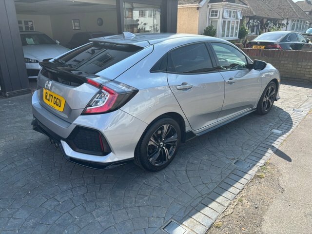 Honda Civic 1.5 Vtec Turbo Sport 5-Door Black #7