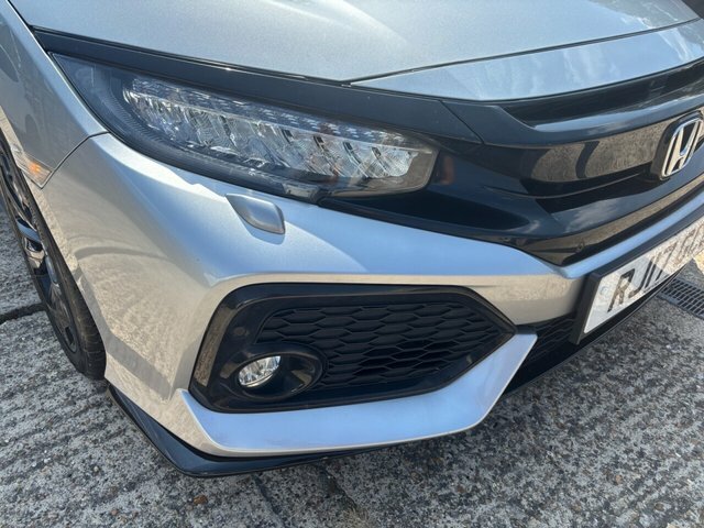 Honda Civic 1.5 Vtec Turbo Sport 5-Door Black #20