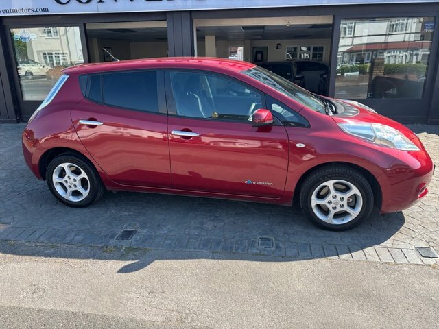 Nissan Leaf 24Kwh Visia Hatchback 107 Bhp Red #2
