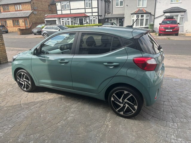 Hyundai I10 1.2 Premium Hatchback Euro 6 S S Green #6