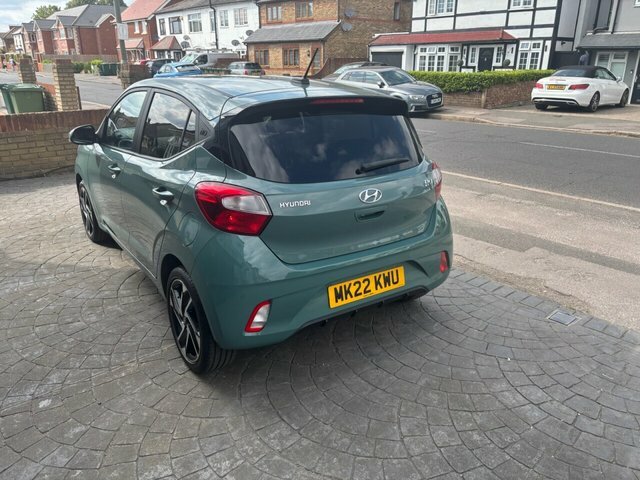 Hyundai I10 1.2 Premium Hatchback Euro 6 S S Green #5