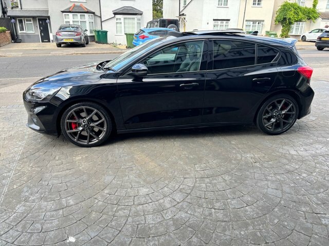 Ford Focus 2.3T Ecoboost St Hatchback Euro Black #5