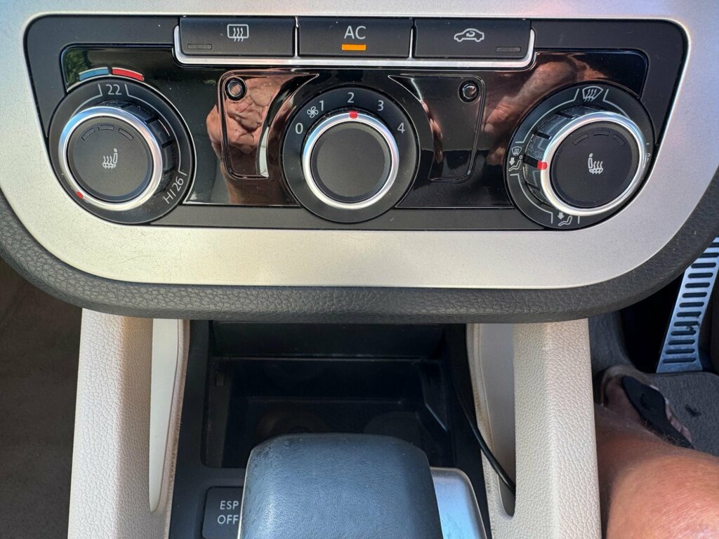 Volkswagen EOS Convertible White #19