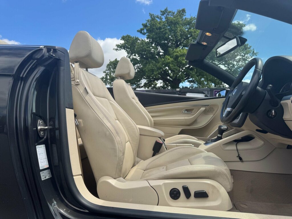 Volkswagen EOS Convertible White #12