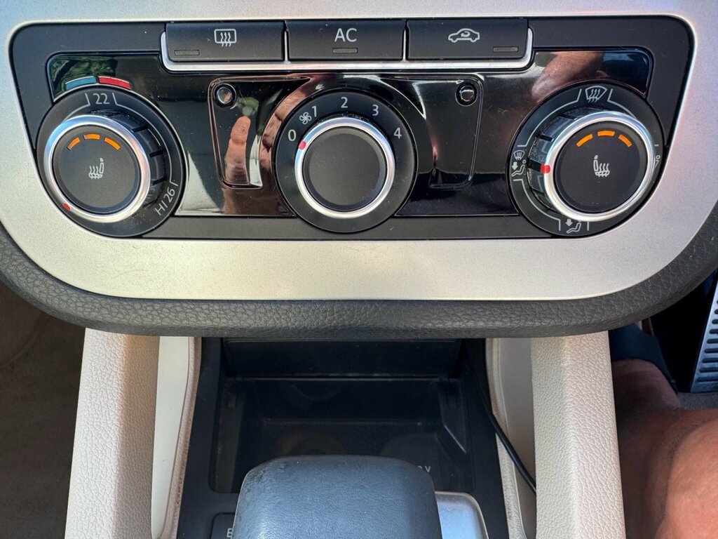 Volkswagen EOS Convertible White #21
