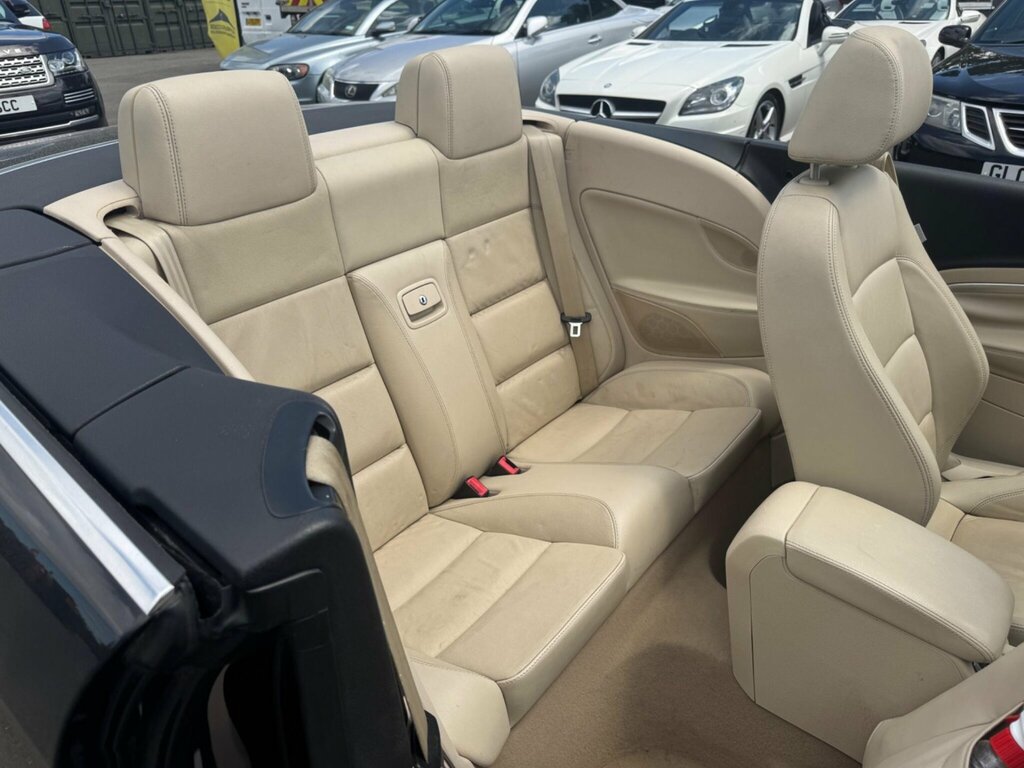 Volkswagen EOS Convertible White #36