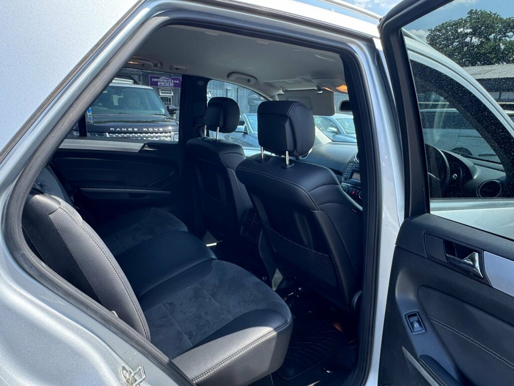 Mercedes-Benz M Class Class Silver #29