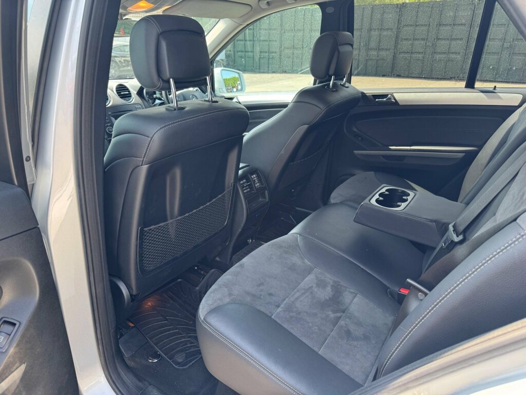 Mercedes-Benz M Class Class Silver #28